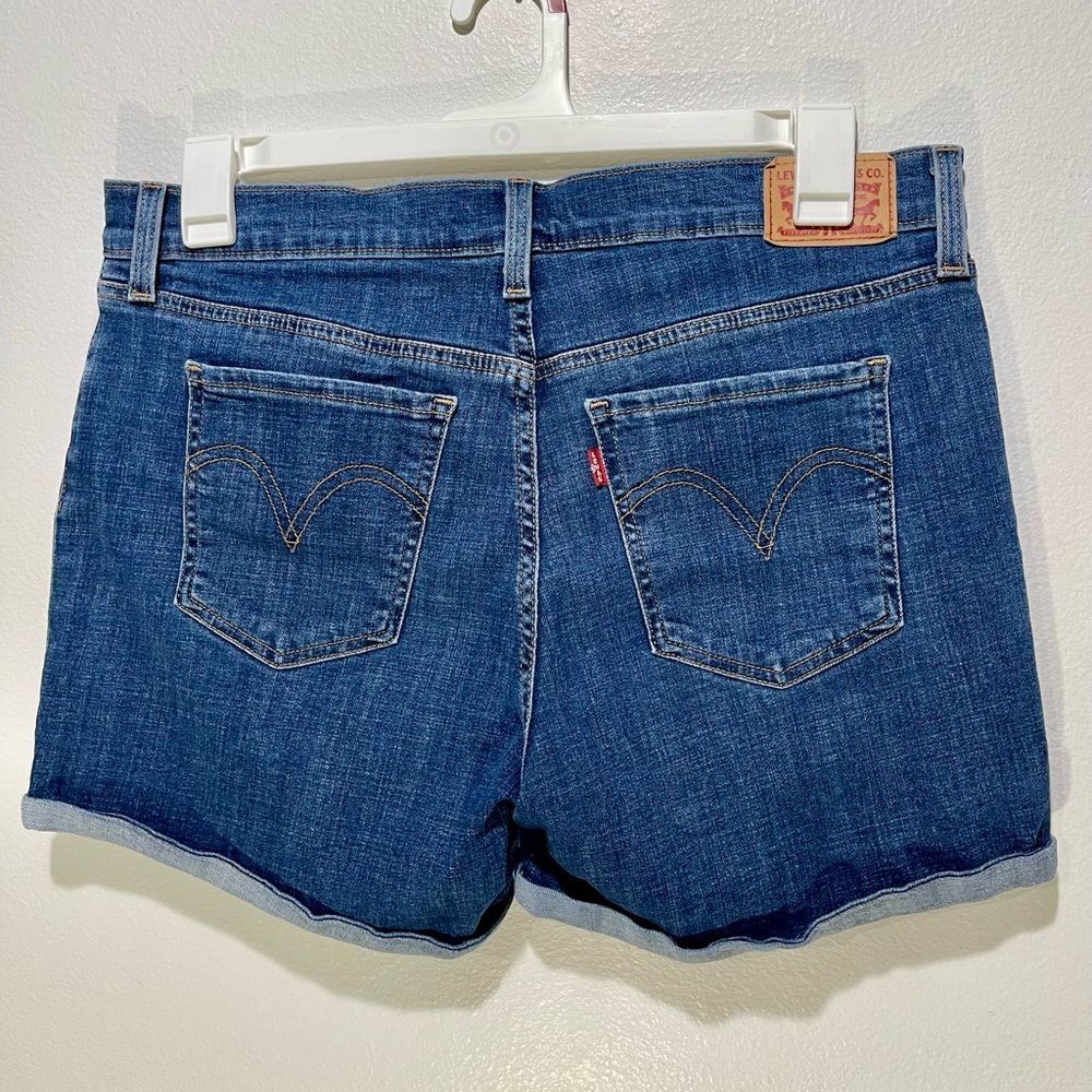 Levi’s jeans shorts blue denim summer casual women’s 32